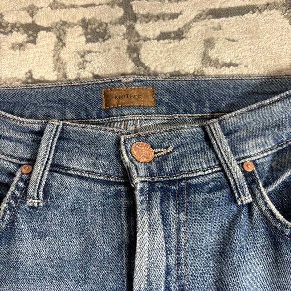 MOTHER Woman's Medium Wash The insider Crop Step Fray Denim Jeans Size 27 - Picture 6 of 13